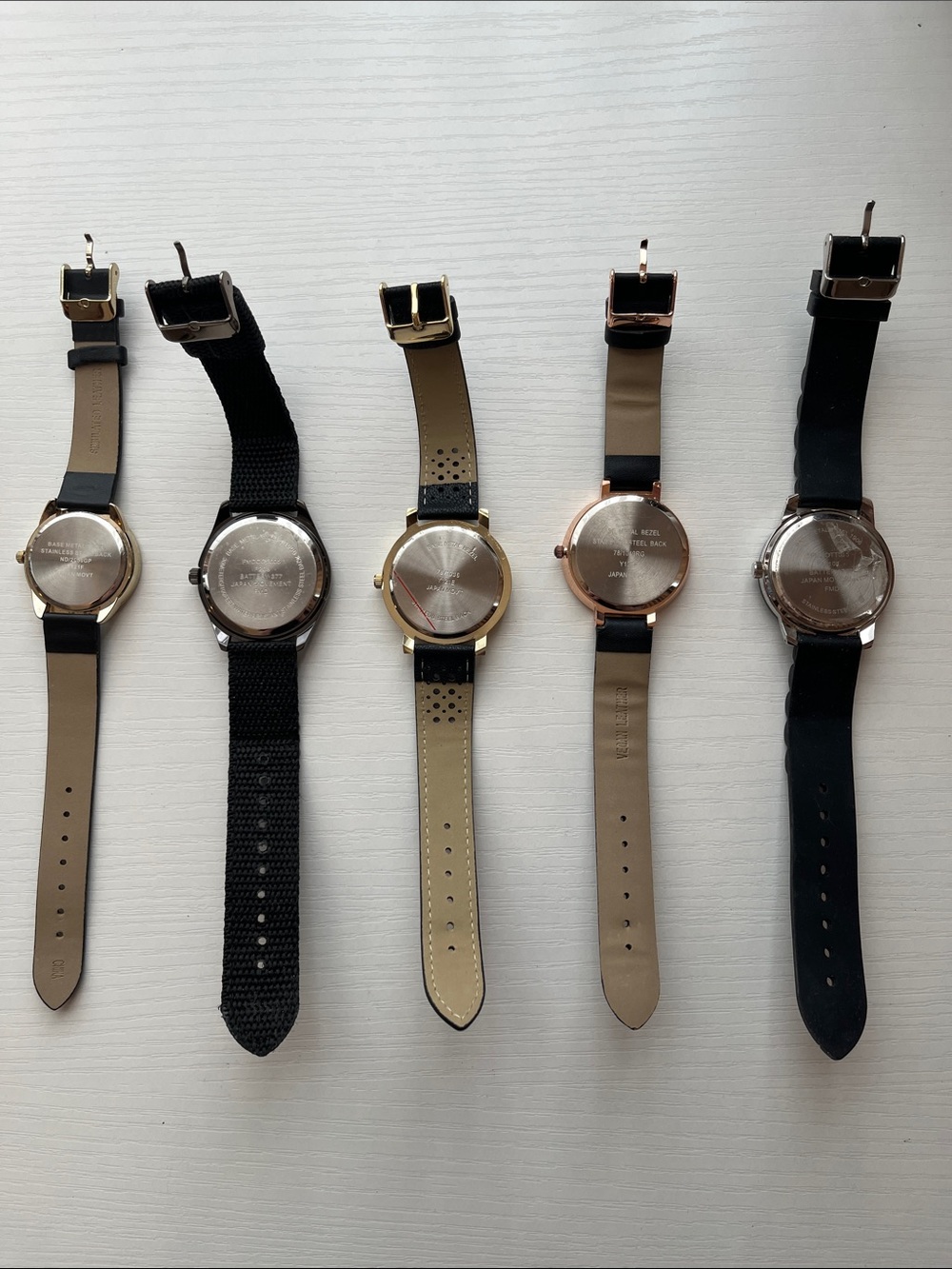 5-Piece Mixed Watch Bundle – Unisex Men & Women’s Minimalist Styles All Working - Picture 2 of 16